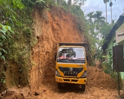 জৈন্তাপুরে রাতের আঁধারে টিলা কাটার দায়ে ৪ জনকে কারা ও অর্থদন্ড